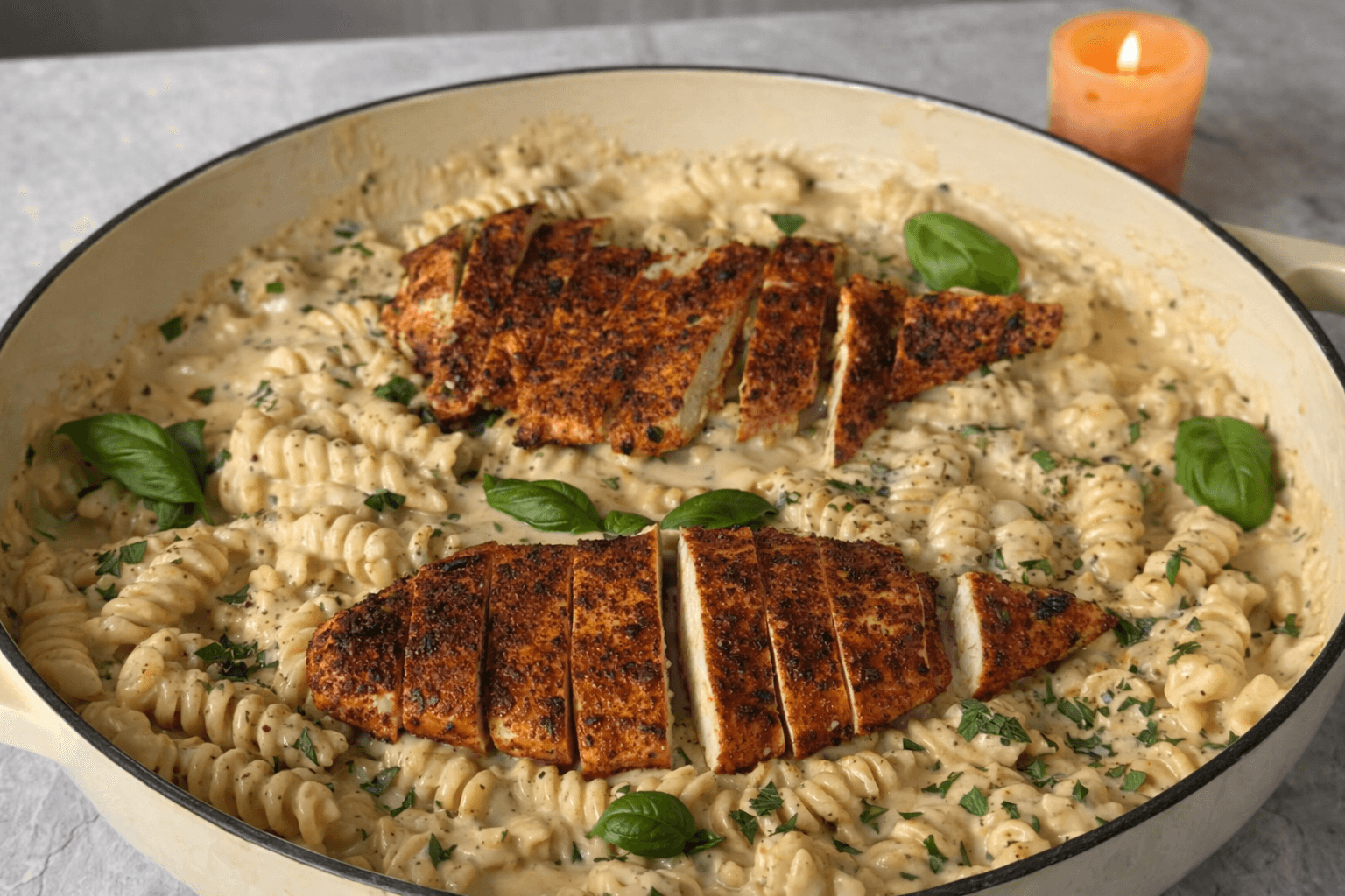 Creamy Chicken Garlic Parmesan Pasta